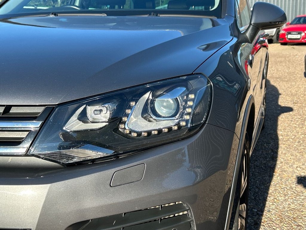 Used Volkswagen Touareg 2013 for sale - 76405091: Photo 10