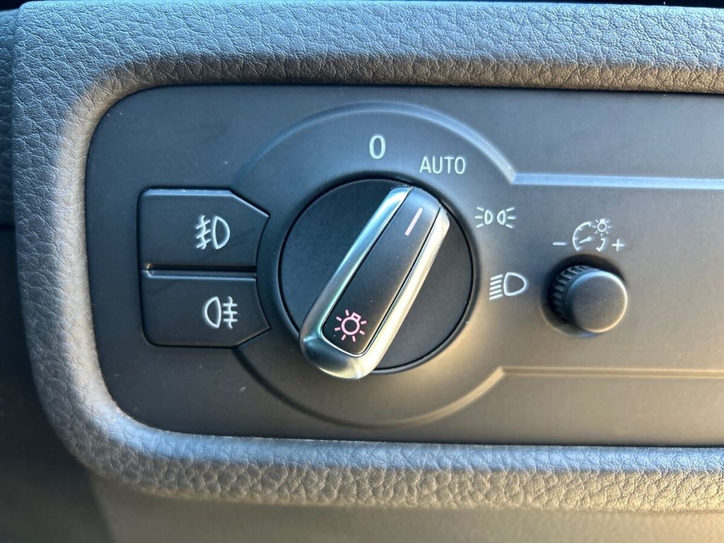 Used Volkswagen Touareg 2013 for sale - 76405091: Photo 26