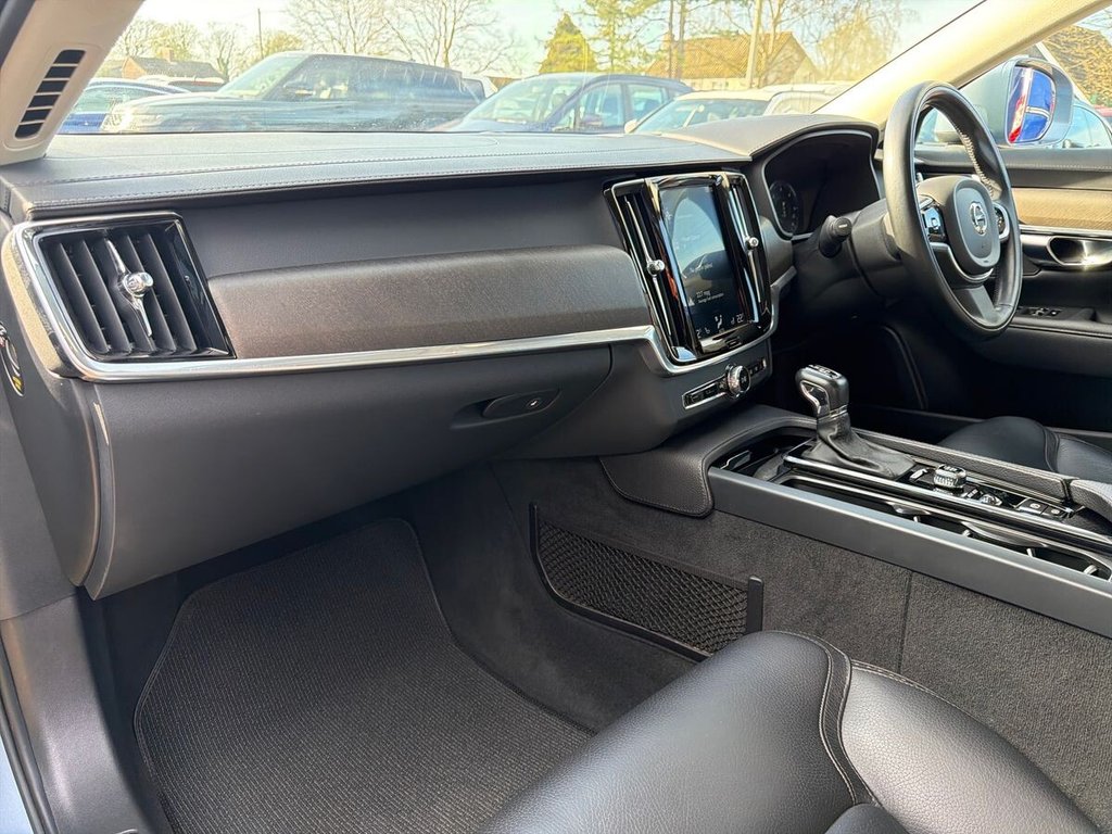 Used Volvo V90 Cross Country 2019 for sale - 78145210: Photo 19
