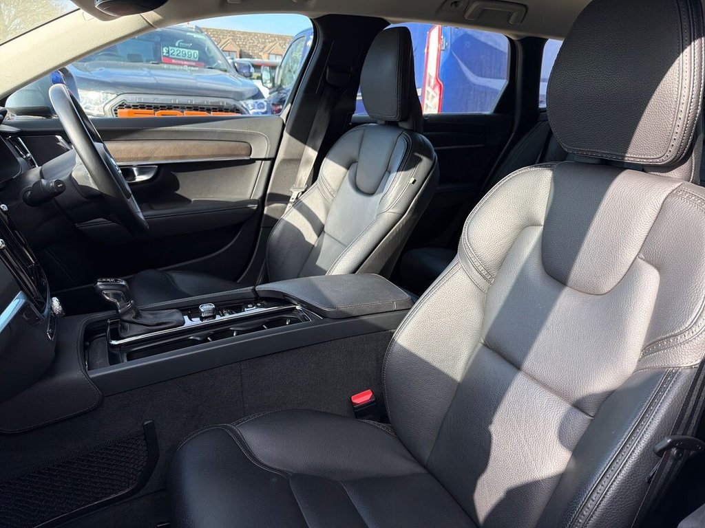 Used Volvo V90 Cross Country 2019 for sale - 78145210: Photo 20