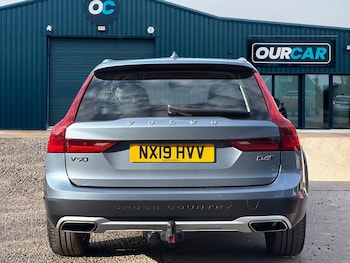 Used Volvo V90 Cross Country 2019 for sale - 78145210: Photo