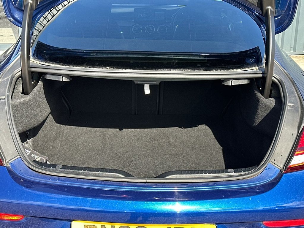 Used Mercedes-Benz C Class 2018 for sale - 78096684: Photo 30