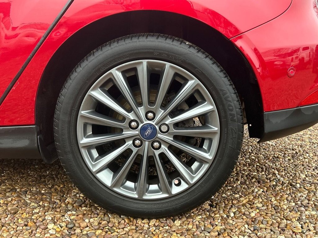 Used Ford Focus 2017 for sale - 77139432: Photo 13