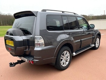 Used Mitsubishi Shogun 2016 for sale - 76405086: Photo