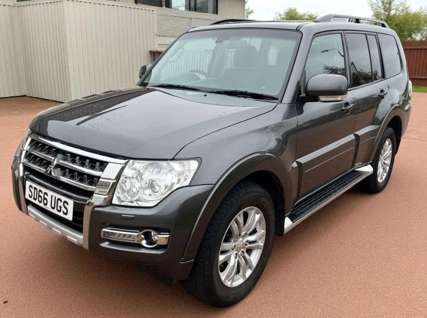 Used Mitsubishi Shogun 2016 for sale - 76405086: Photo 5
