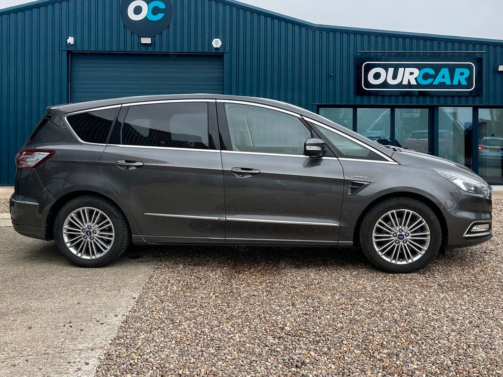 Used Ford S-Max 2017 for sale - 76405097: Photo 2