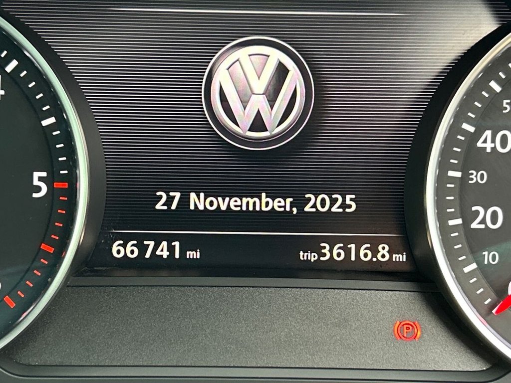 Used Volkswagen Touareg 2015 for sale - 76655181: Photo 18