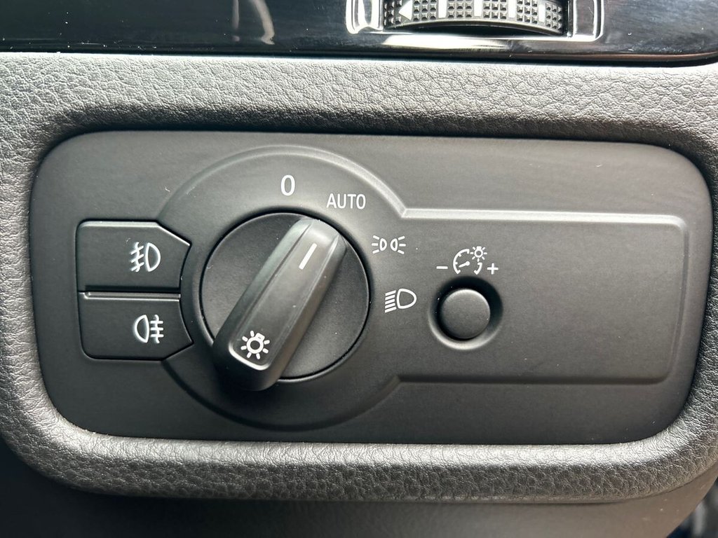 Used Volkswagen Touareg 2015 for sale - 76655181: Photo 26