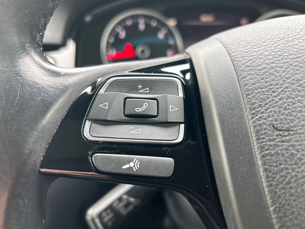 Used Volkswagen Touareg 2015 for sale - 76655181: Photo 29