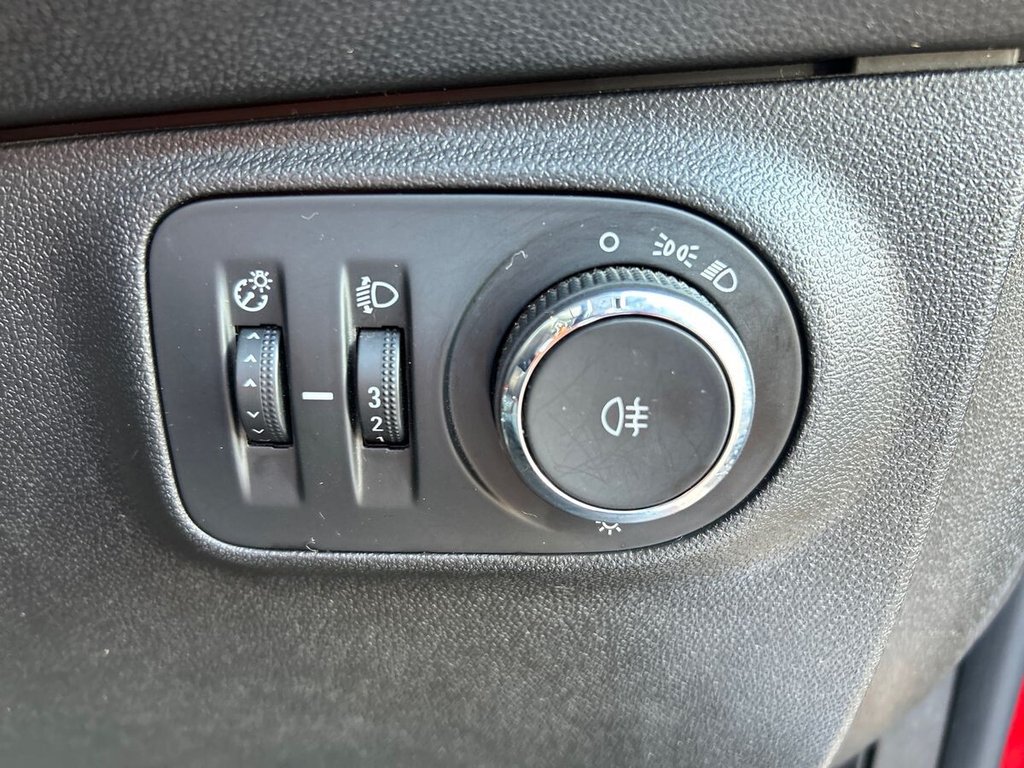 Used Vauxhall ADAM 2016 for sale - 76405098: Photo 33