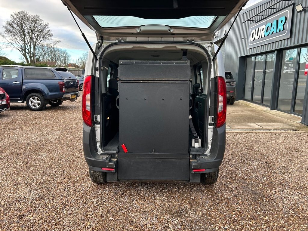 Used Fiat Doblo 2018 for sale - 77056313: Photo 21