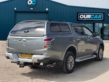 Used Mitsubishi L200 2019 for sale - 78331100: Photo