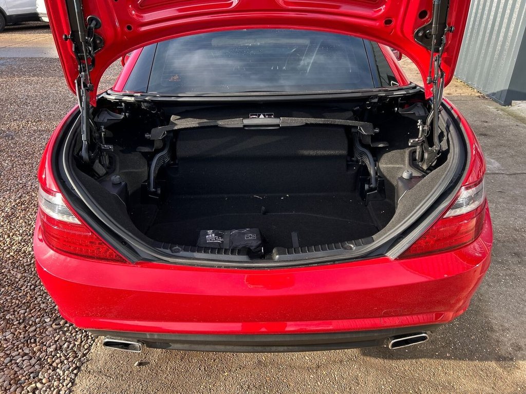 Used Mercedes-Benz SLK 2015 for sale - 77328514: Photo 24