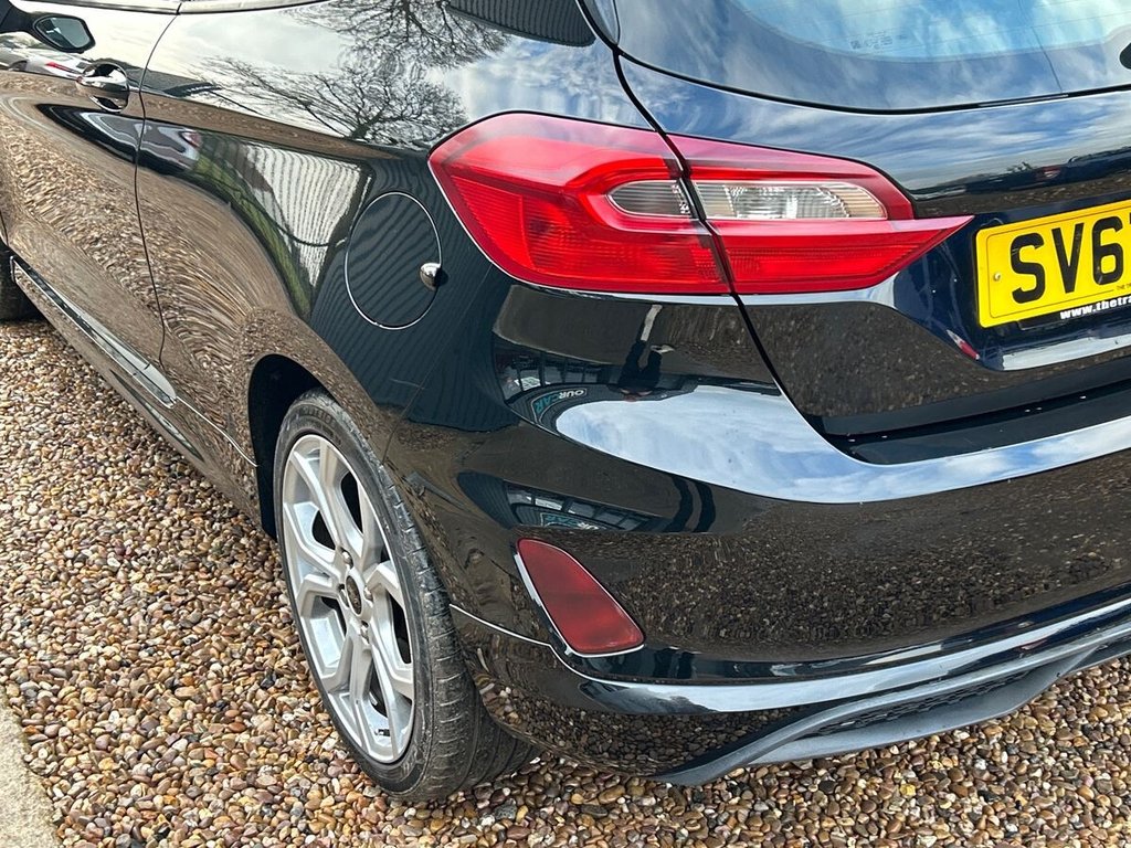 Used Ford Fiesta 2017 for sale - 77355596: Photo 14