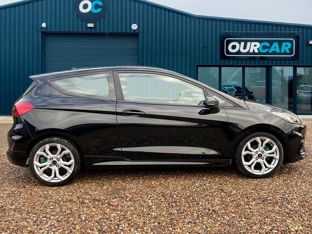 Used Ford Fiesta 2017 for sale - 77355596: Photo 2