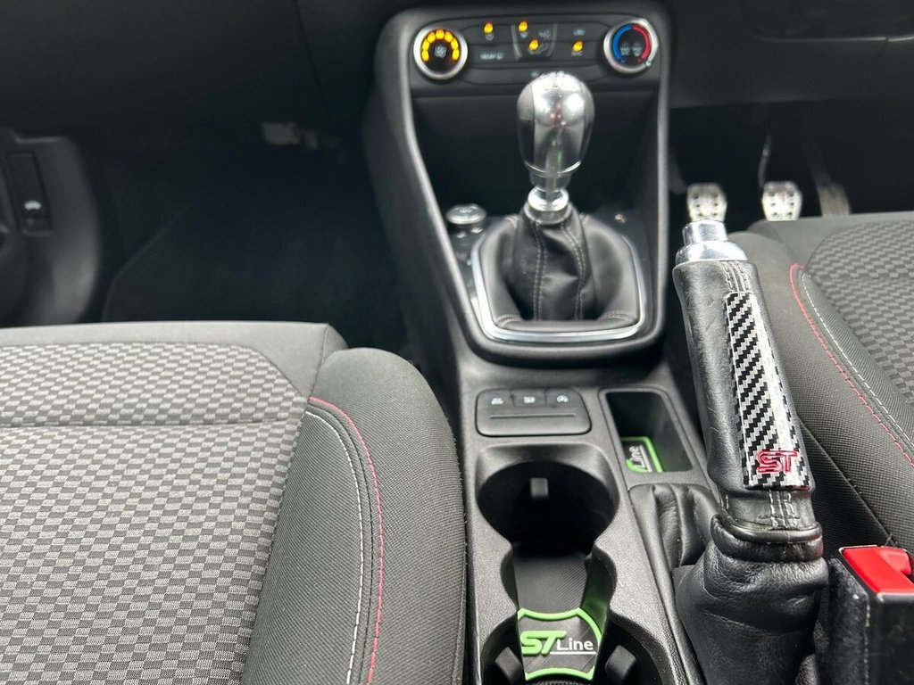 Used Ford Fiesta 2017 for sale - 77355596: Photo 33