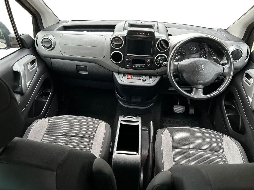 Used Peugeot Partner Tepee 2017 for sale - 76654708: Photo 18