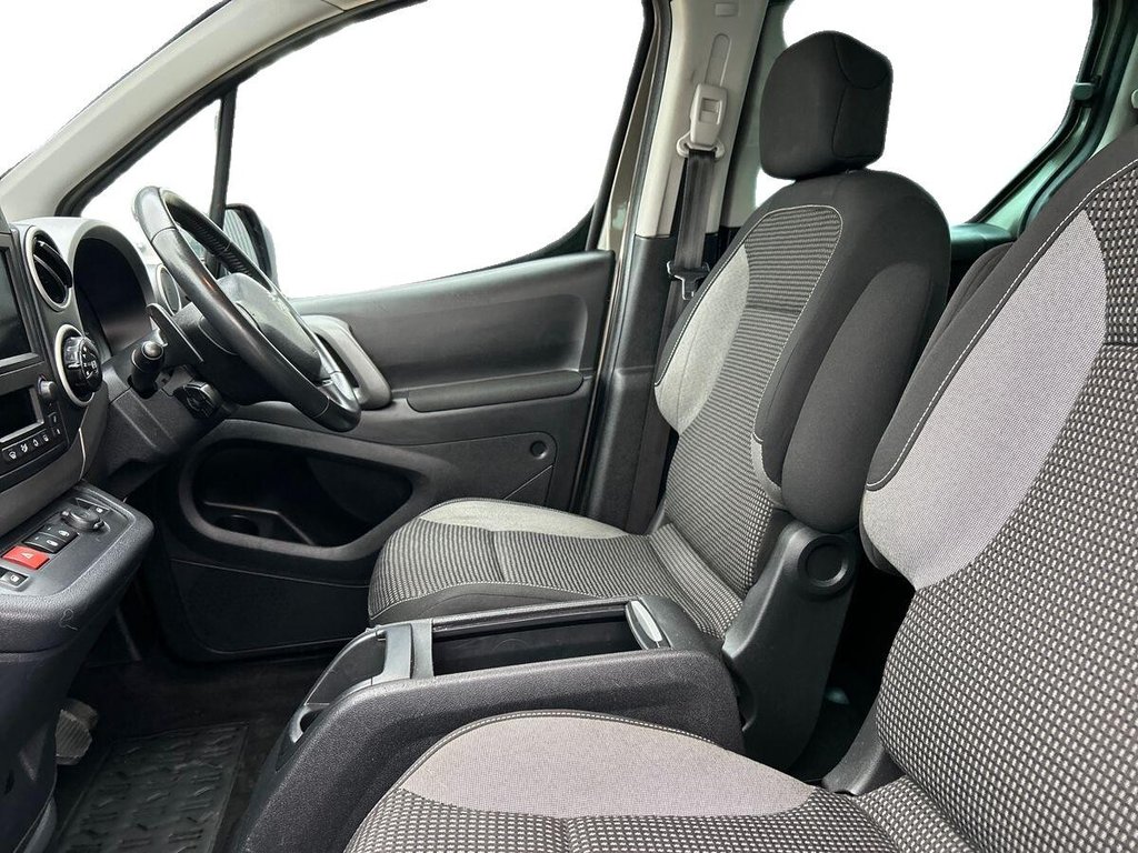 Used Peugeot Partner Tepee 2017 for sale - 76654708: Photo 26