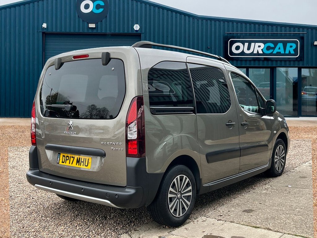 Used Peugeot Partner Tepee 2017 for sale - 76654708: Photo 3