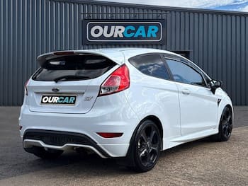 Used Ford Fiesta 2015 for sale - 79843186: Photo