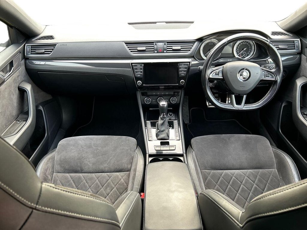 Used Skoda Superb 2017 for sale - 76405095: Photo 12