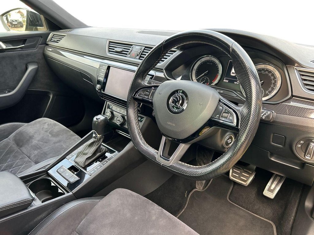 Used Skoda Superb 2017 for sale - 76405095: Photo 13