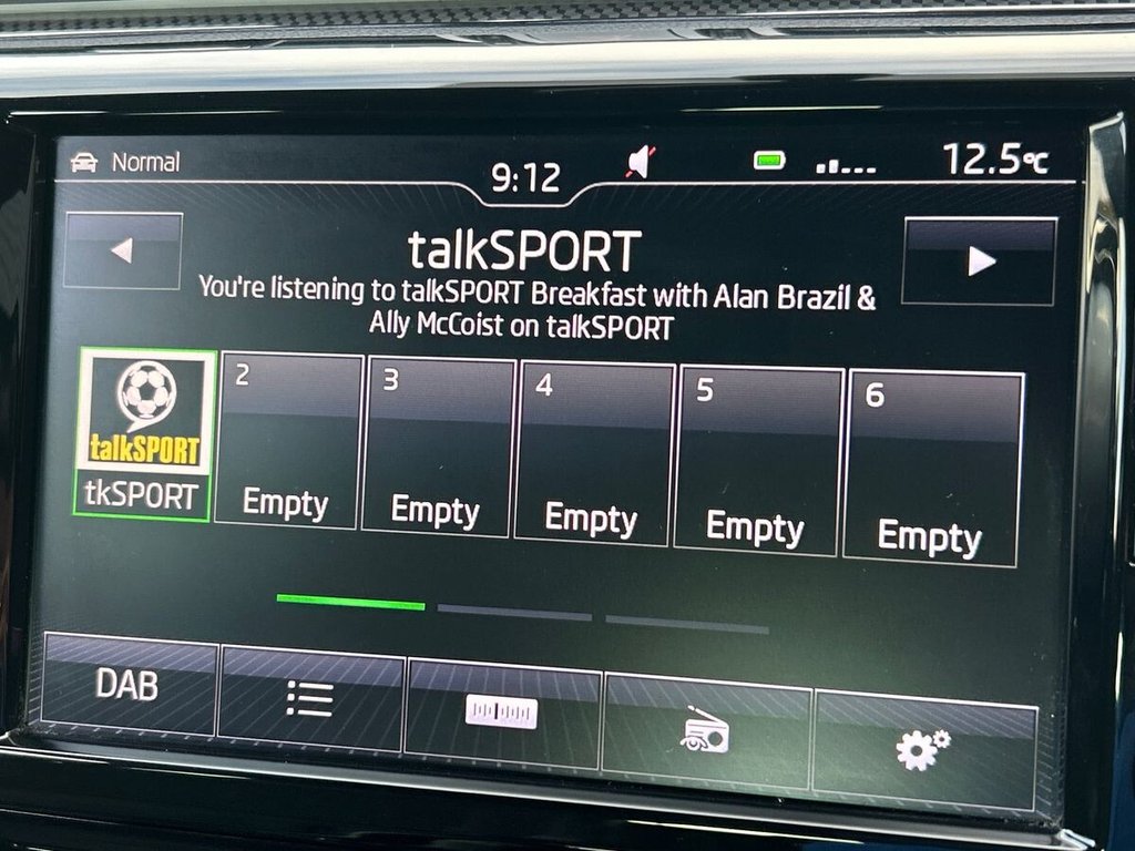 Used Skoda Superb 2017 for sale - 76405095: Photo 20