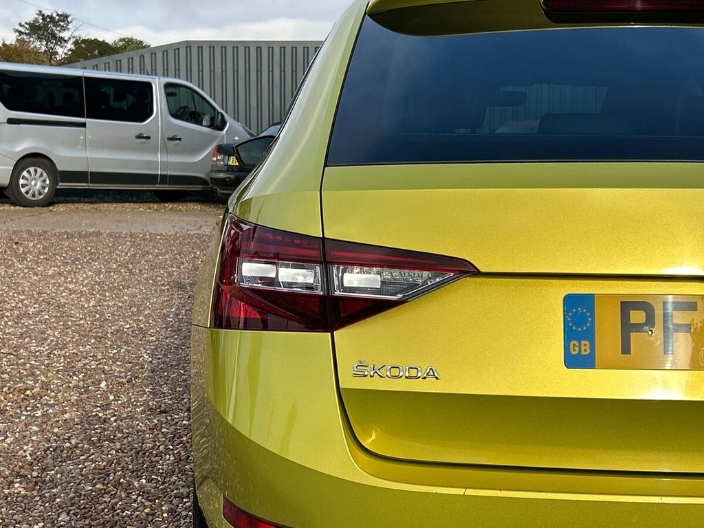 Used Skoda Superb 2017 for sale - 76405095: Photo 9