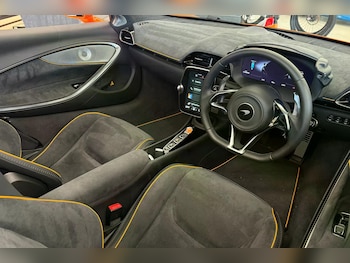Used McLaren Artura 2025 for sale - 78797693: Photo