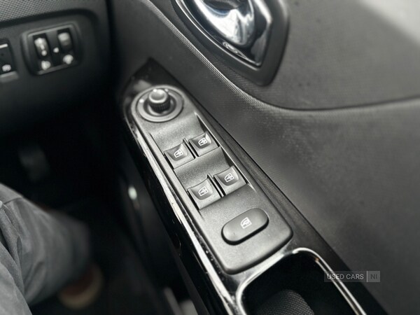 Used Renault Captur 2015 for sale - 77292610: Photo 20