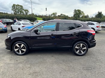 Used Nissan Qashqai 2015 for sale - 79727577: Photo