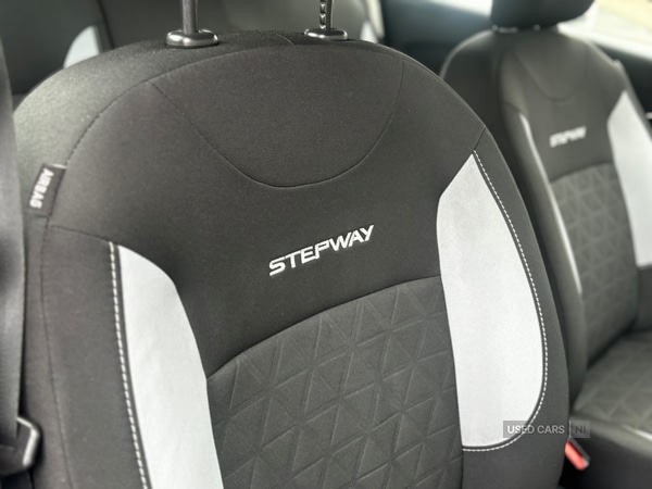 Used Dacia Sandero Stepway 2015 for sale - 77332250: Photo 10