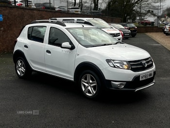 2015 - 0.9 TCe Laureate 5dr [Start Stop]