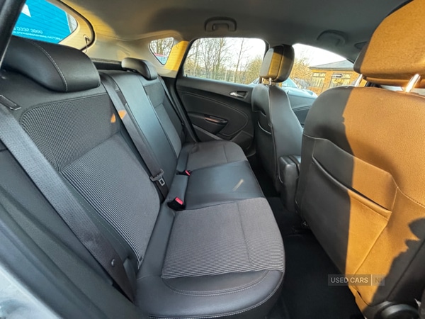Used Vauxhall Astra 2013 for sale - 77280193: Photo 11