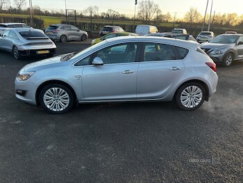 Used Vauxhall Astra 2013 for sale - 77280193: Photo