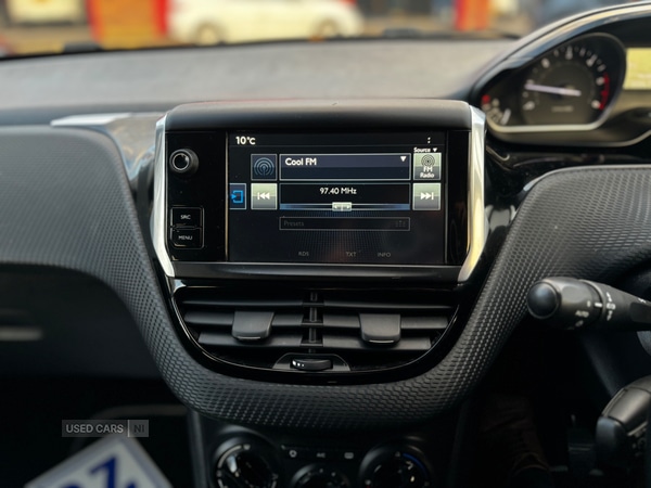 Used Peugeot 208 2015 for sale - 76399899: Photo 13