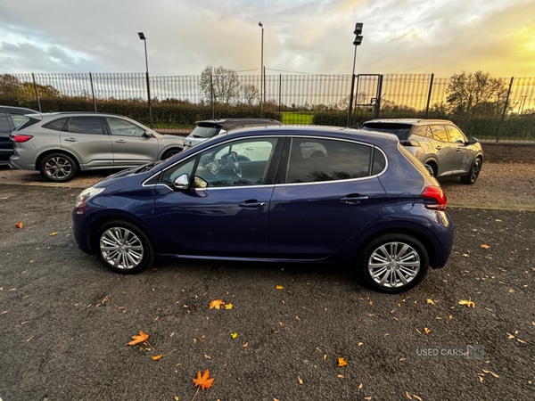Used Peugeot 208 2015 for sale - 76399899: Photo 4