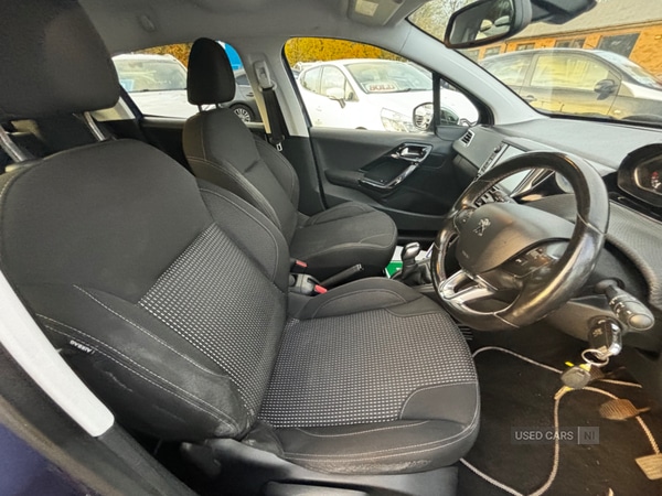 Used Peugeot 208 2015 for sale - 76399899: Photo 9