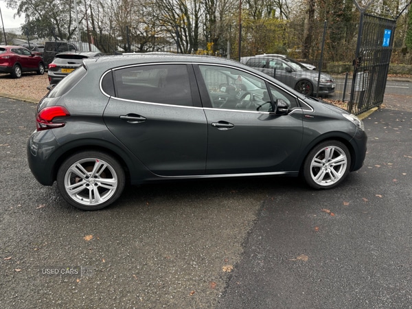 Used Peugeot 208 2017 for sale - 76729444: Photo 9