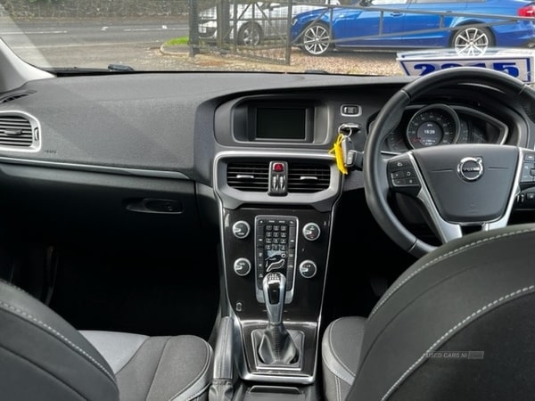 Used Volvo V40 2016 for sale - 74522309: Photo 14