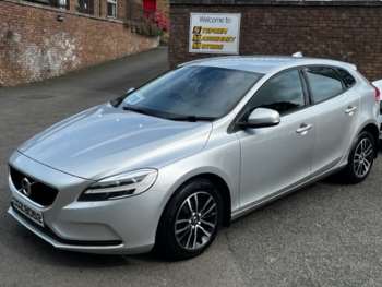 Used Volvo V40 2016 for sale - 74522309: Photo