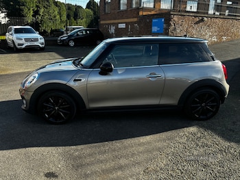 Used MINI Hatch 2018 for sale - 79083736: Photo