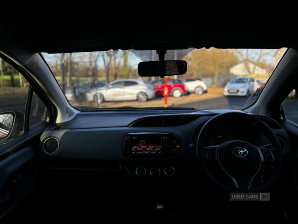 Used Toyota Yaris 2015 for sale - 76953647: Photo 11