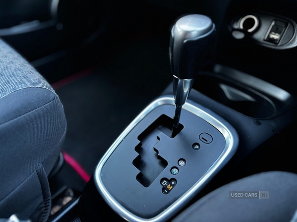 Used Toyota Yaris 2015 for sale - 76953647: Photo 14