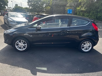 Used Ford Fiesta 2015 for sale - 79086002: Photo