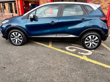 Used Renault Captur 2019 for sale - 79465577: Photo
