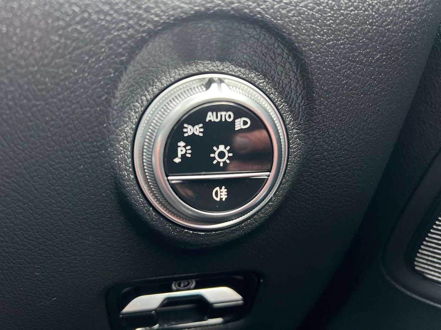 Used Mercedes-Benz C Class 2024 for sale - 77568701: Photo 22