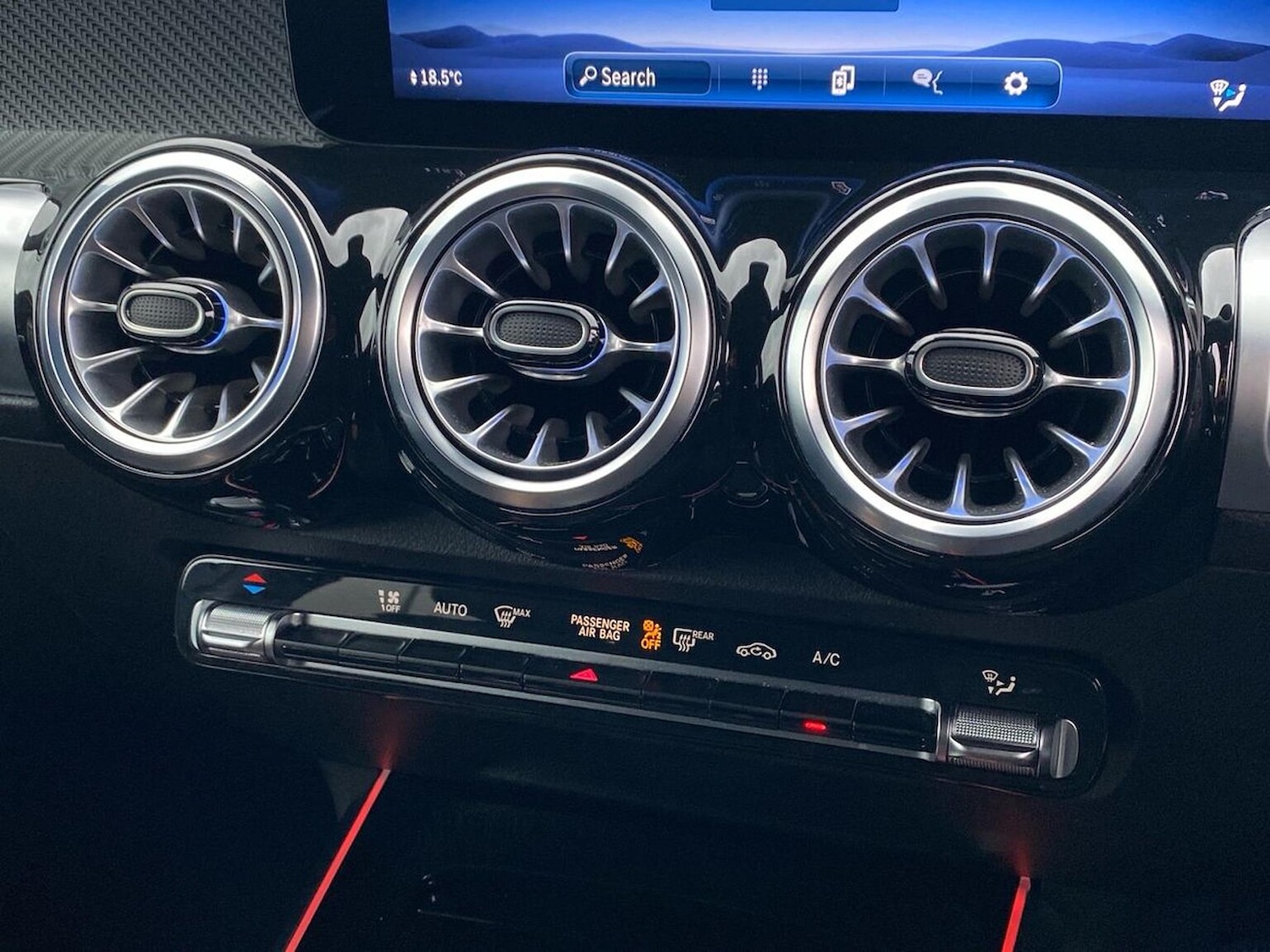 Used Mercedes-Benz GLB 2024 for sale - 76897065: Photo 12