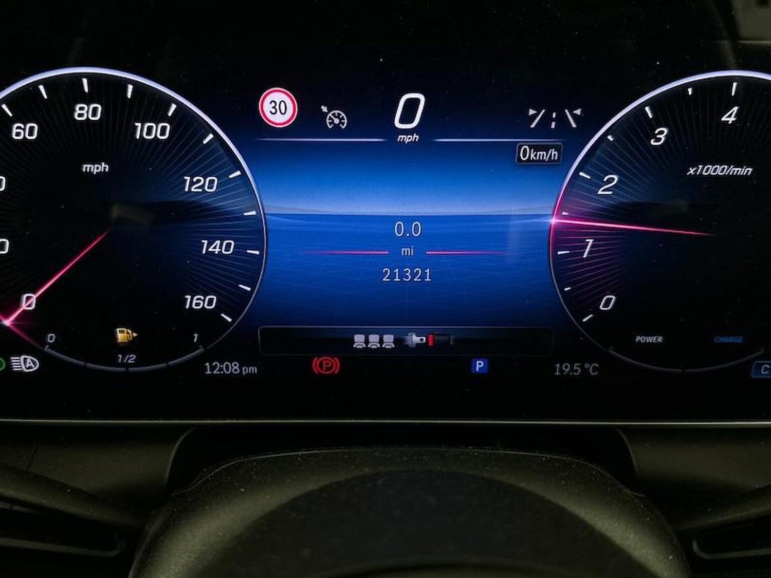 Used Mercedes-Benz GLC 2024 for sale - 75987691: Photo 3