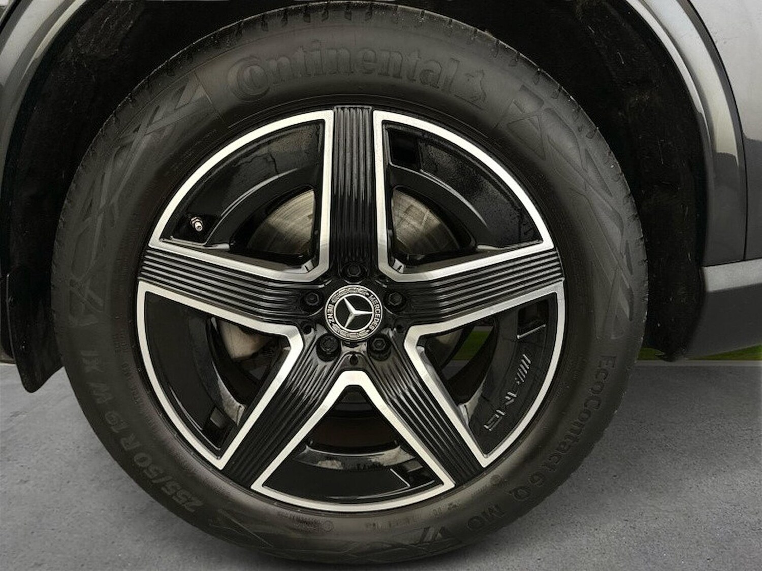 Used Mercedes-Benz GLC 2024 for sale - 75987691: Photo 4